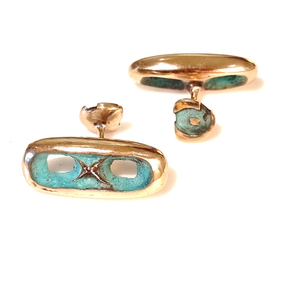 Pair of bronze cufflinks with blue patina inspired by Barbara Hepworth